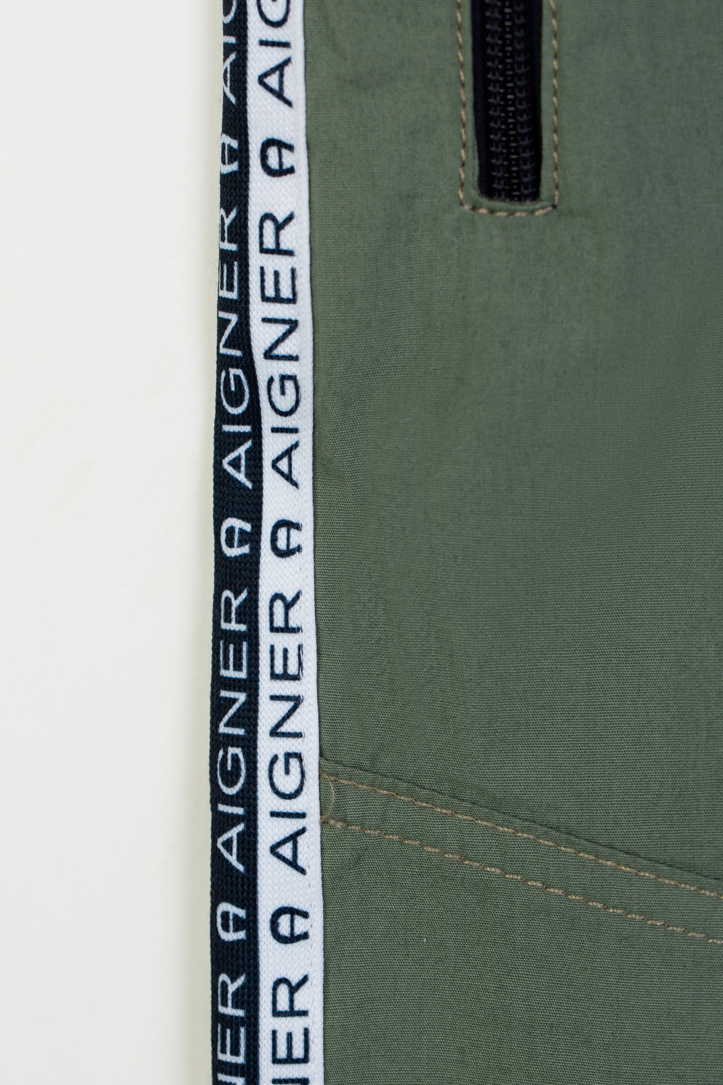 AIGNER Boys Light Green Light Green Logo Shorts