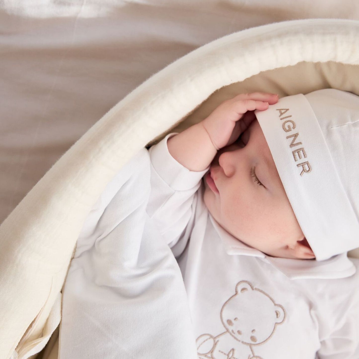 AIGNER White Logo Baby Hat