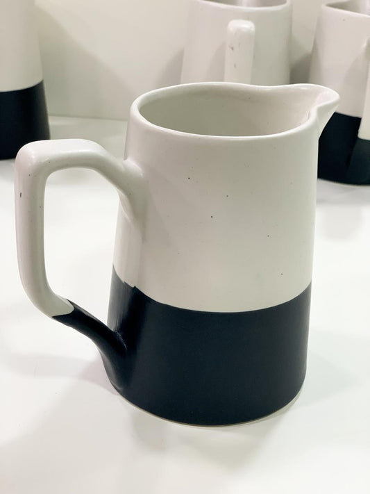 BP-MC040 Ivory/Black Ceramic Jug