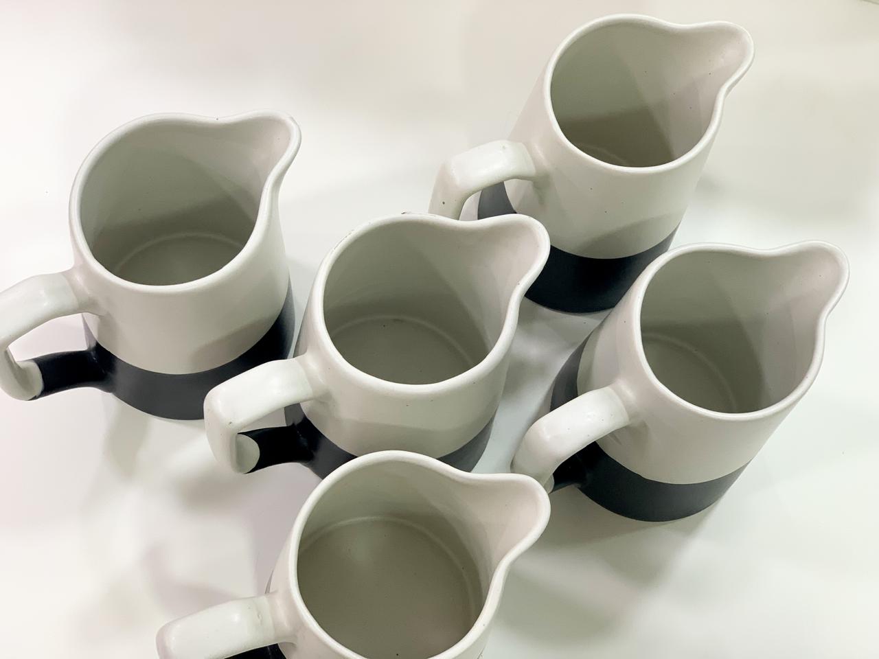 BP-MC040 Ivory/Black Ceramic Jug