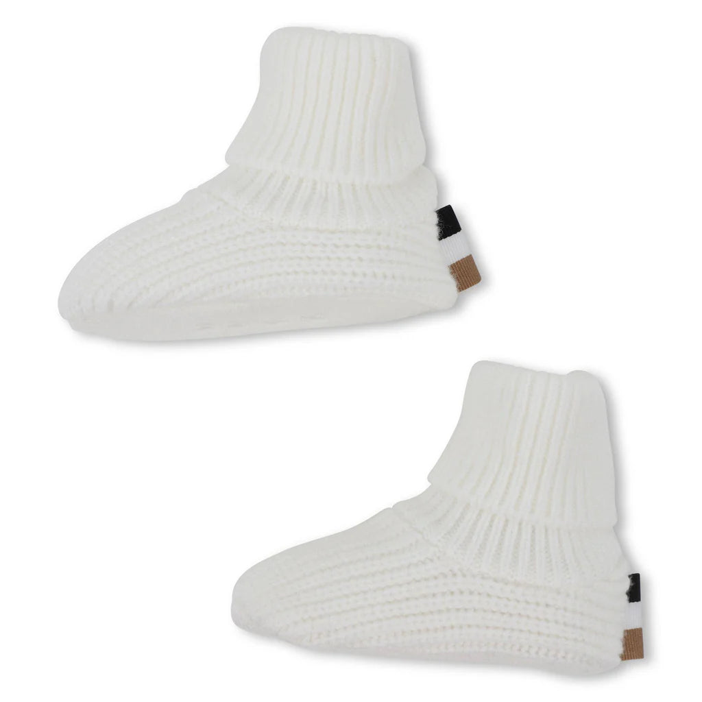 BOSS J52599/117 Baby Hat and Booties set